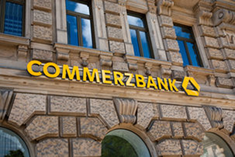 Commerzbank sells Ukrainian bank 