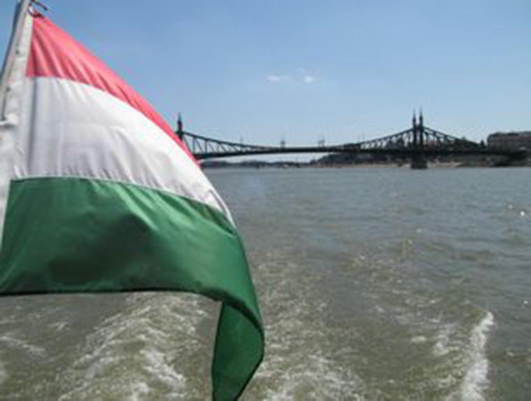 Why Hungary should stay afloat